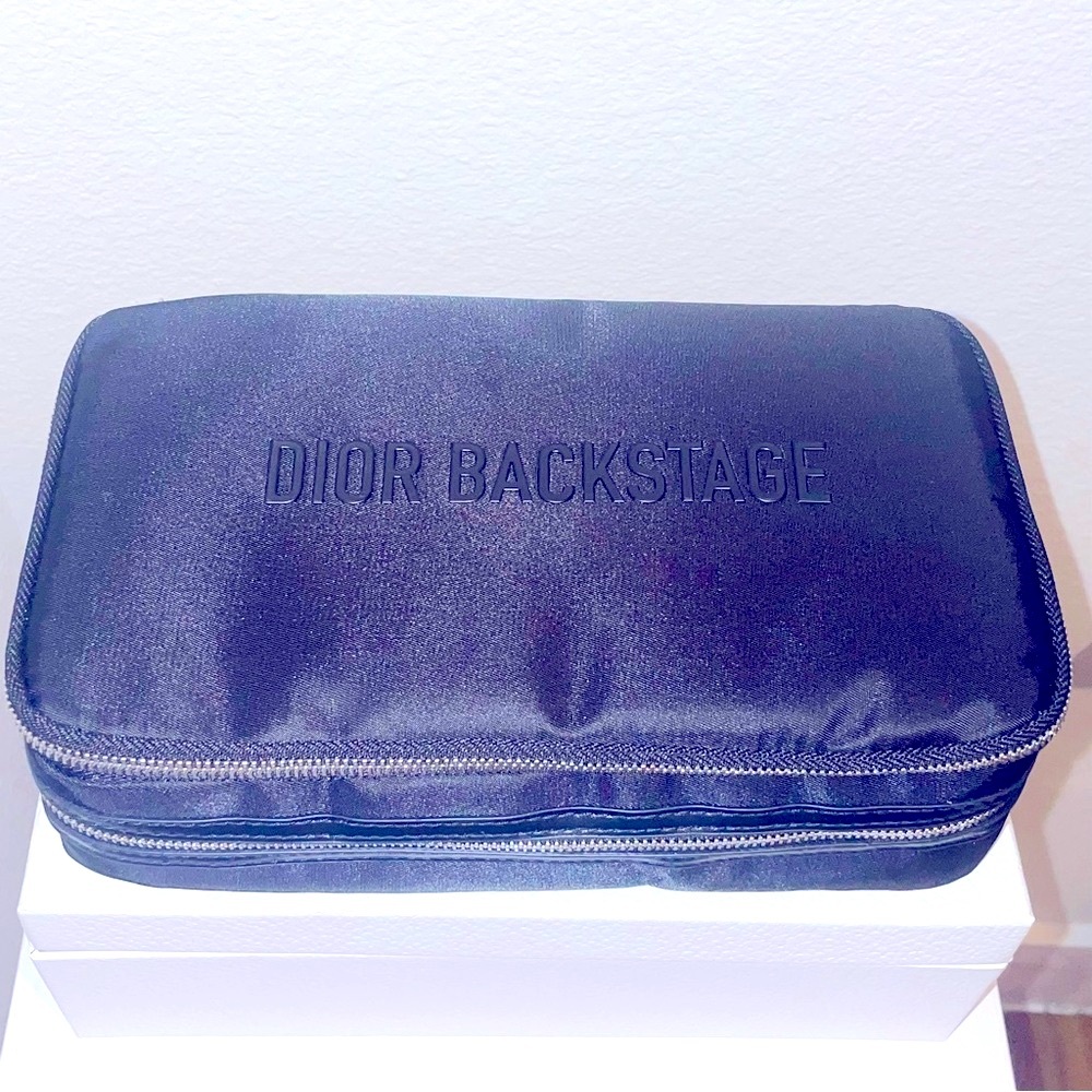 DIOR Backstage Toiletry Set w/Brushes